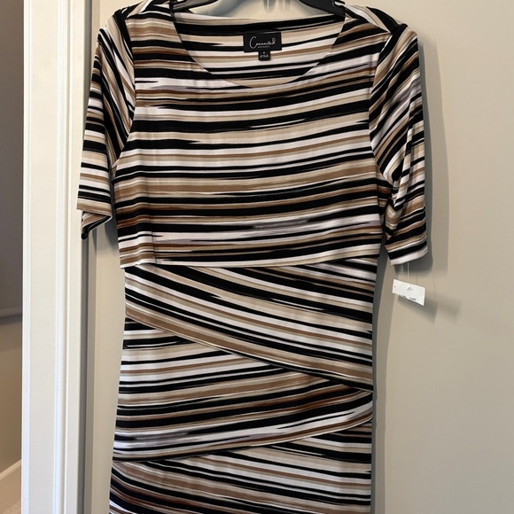 NWT Connected Apparel Women's Striped Dress - Picture 1 of 3